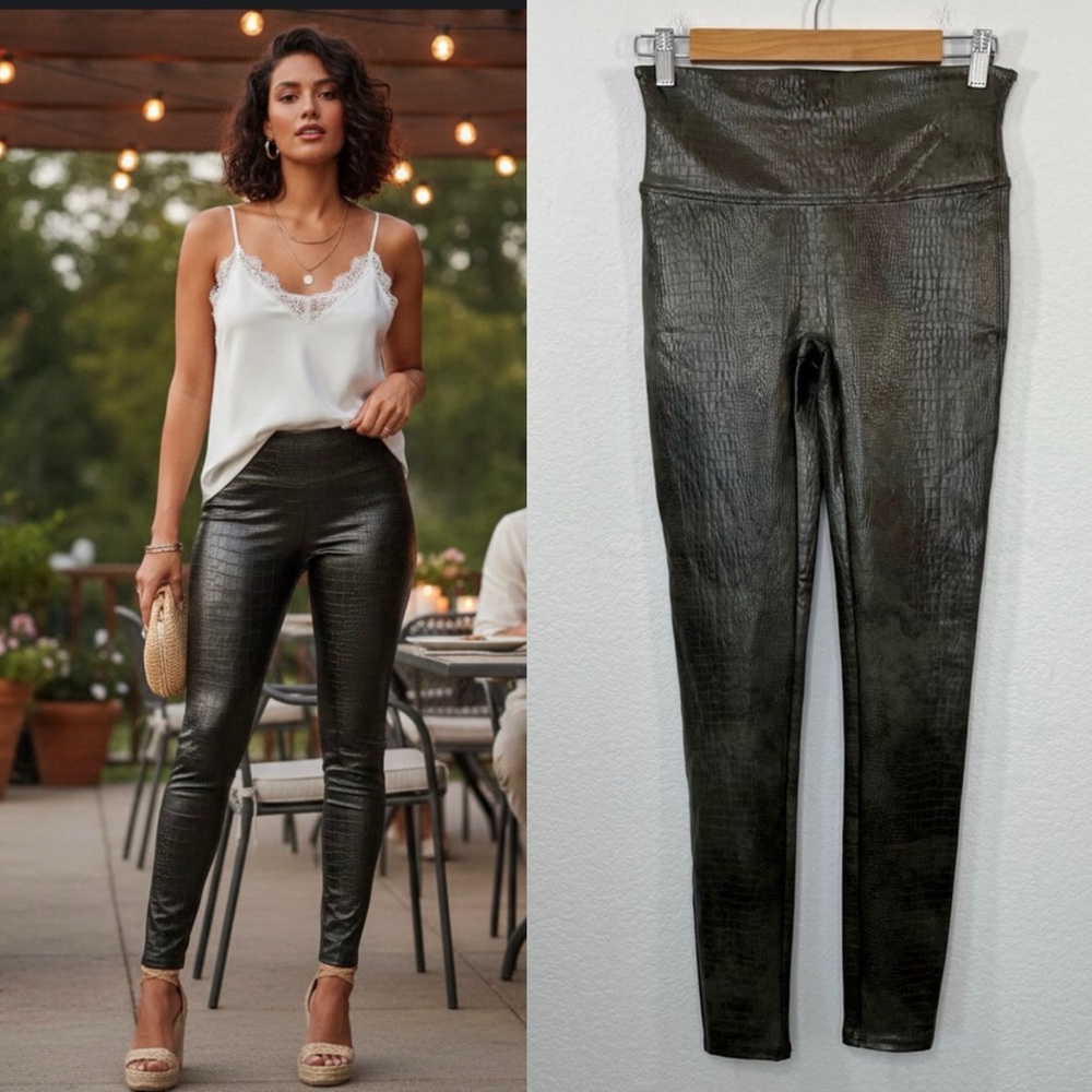 SPANX‎ NWOT Faux Leather leggings Olive Croc Print size Medium